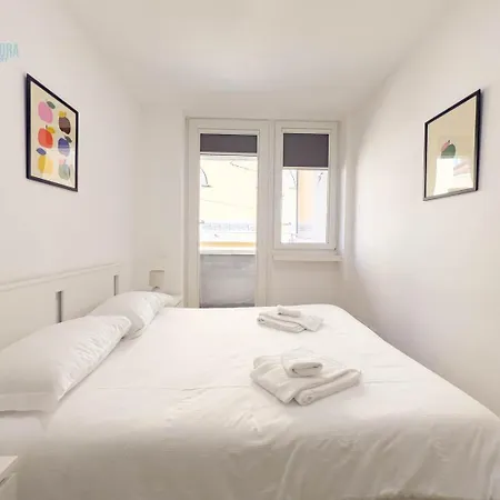 Blue Life 2a Tirabora Short Rent Lejlighed Trieste