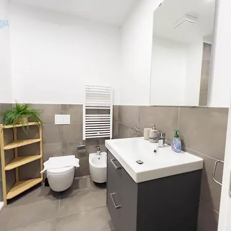 Apartment Blue Life 2a Tirabora Short Rent